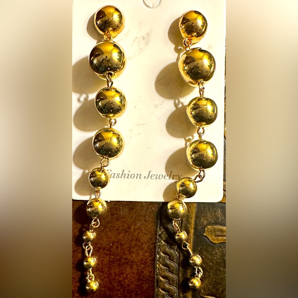 Fashion earrings